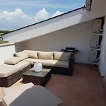 Apartman Bura *
