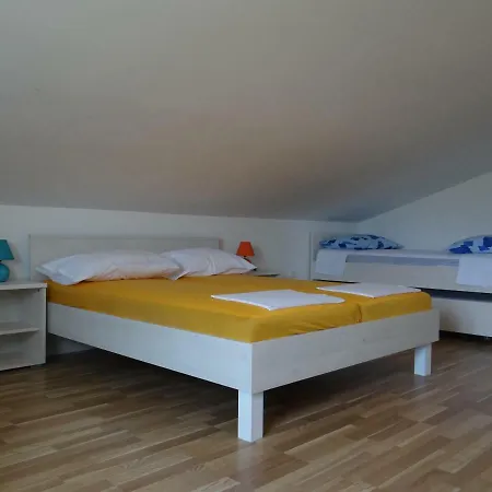 Bura Apartman *
