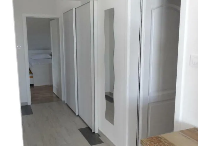 Apartman Bura Povljana