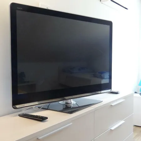 Apartment Bura *