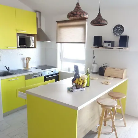 Bura Apartamento Povljana